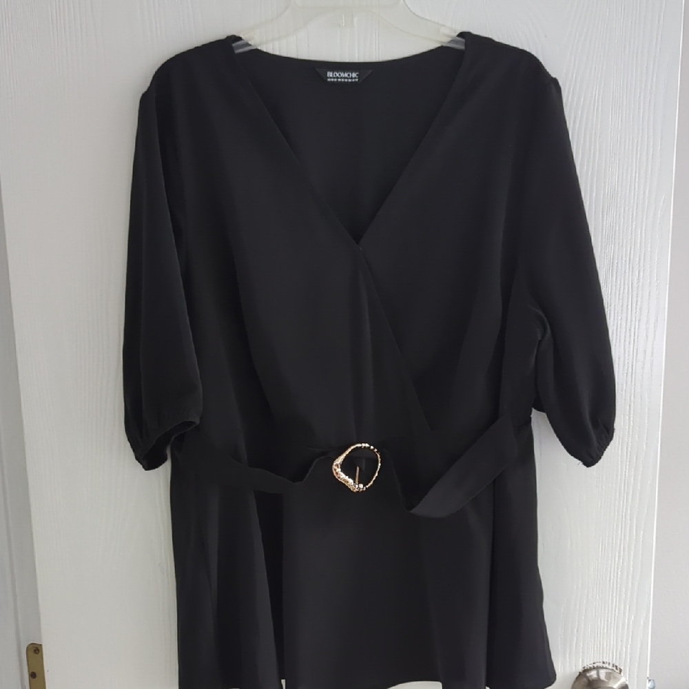 BloomChic Elegant Black Top